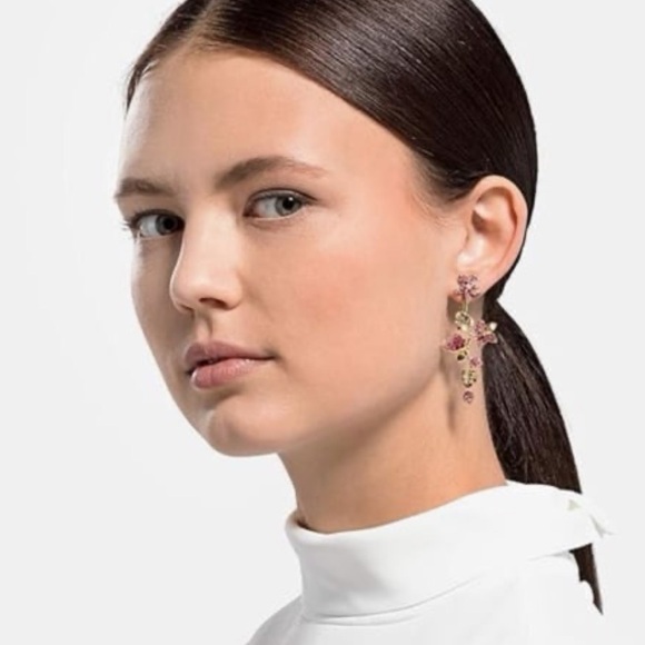 Swarovski Tropical Flower Pierced Earrings like new in box - Picture 6 of 13